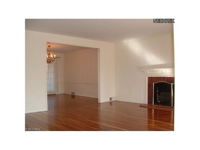 Living room/Dining room