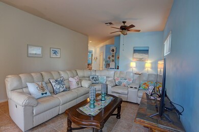 2884_living3