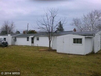 10758 Winchester Ave, Bunker Hill, WV 25413 - photo 4