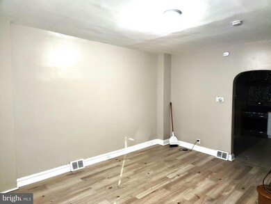 1308 Green St, Camden, NJ 08104 - photo 5