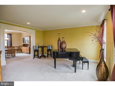 823 Derius Dr, Mickleton, NJ 08056 - photo 3