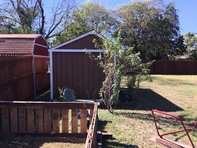 1920 Bernard St, Denton, TX 76205 - photo 4