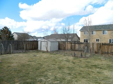 3253 SW Newberry Ave, Redmond, OR 97756 - photo 6