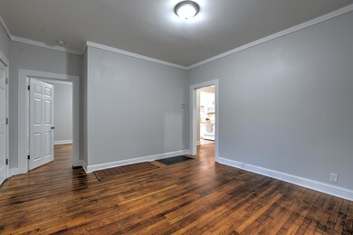 711 E Fairview-7