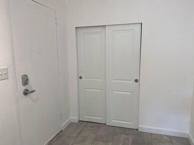 LARGE ENTRY WITH GUEST CLOSET