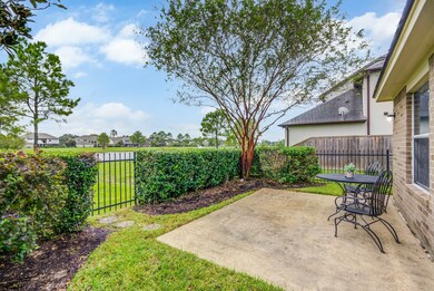 1489 Garden Lakes Dr, Friendswood, TX 77546 - photo 7