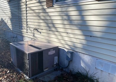 8 Ash St, Rockland, MA 02370 - photo 5