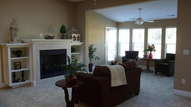 5952 Eiger Dr, Columbus, OH 43213 - photo 3