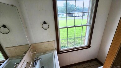 811 3rd St, Jennings, LA 70546 - photo 7