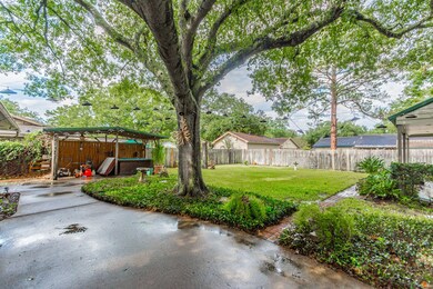 3721 Chadwick Dr, Alvin, TX 77511 - photo 5