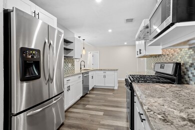 Refrigerator stays with the home!