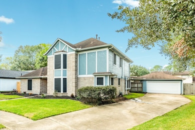 15006 Seahorse Dr, Houston, TX 77062 - photo 2