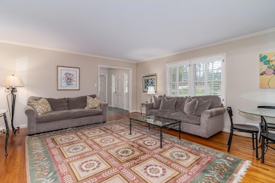 13-web-or-mls-3247 RAMSGATE RD (c)--14