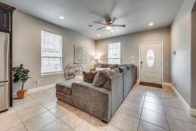 123 Peacock St, Cleburne, TX 76031 - photo 4