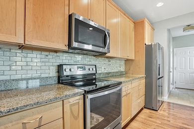 301 Zephyr Rd, Williston, VT 05495 - photo 4