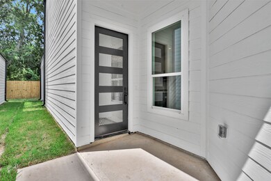 4728 Cruse Rd, Houston, TX 77016 - photo 4
