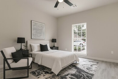 4425 Clover St unit 2, Houston, TX 77051 - photo 4