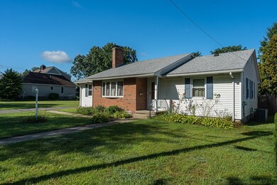 42 Kulig St, Springfield, MA 01104 - photo 3