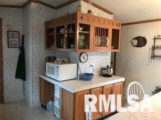 142 W Sylvan St, Virginia, IL 62691 - photo 6