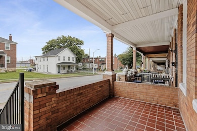 2811 Erdman Ave, Baltimore, MD 21213 - photo 3