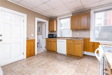 32 Royal St unit 1, Providence, RI 02906 - photo 5
