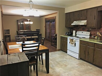 Newly configured kitchen/DR space... open and invi