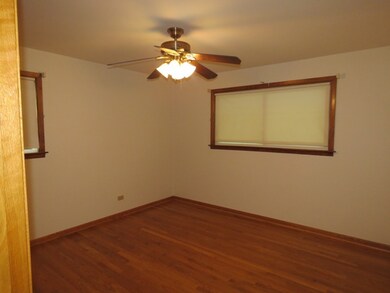 4002 Eagle Ln, Rolling Meadows, IL 60008 - photo 5