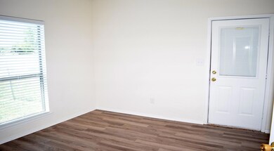 124 Collett Ct, Weatherford, TX 76088 - photo 4