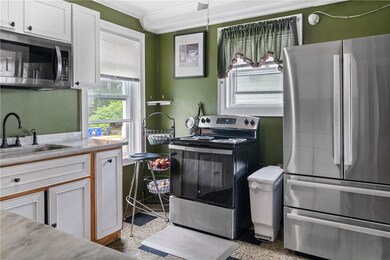 1915 Smith St, North Providence, RI 02911 - photo 5