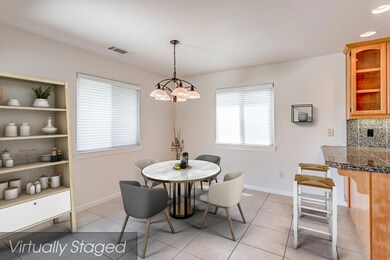20 dining staged