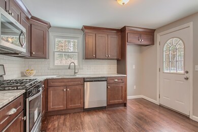 30 Emily Rd, Tewksbury, MA 01876 - photo 3