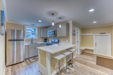 27 Maple St, Lincoln, NH 03251 - photo 7