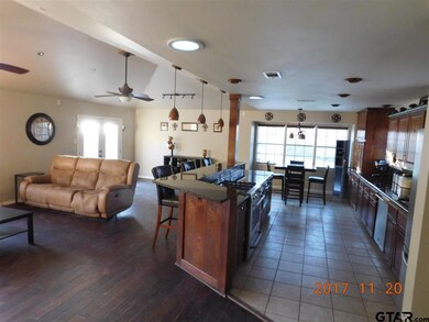 1511 1511 Sequoia, Tyler, TX 75703 - photo 3