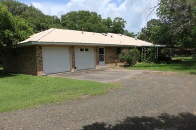 8112 Banker St, Needville, TX 77461 - photo 3