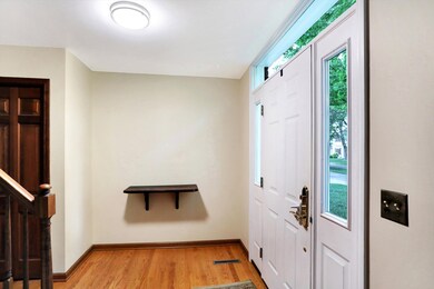 1015 Tanbark St, Columbus, IN 47203 - photo 5