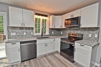 232 Derrig Dr, East Stroudsburg, PA 18301 - photo 6