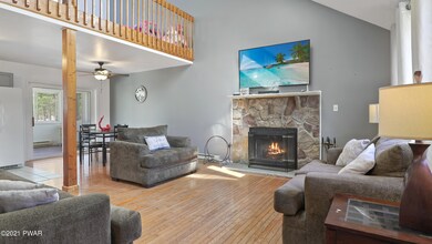 102 Nicole Ct, Dingmans Ferry, PA 18328 - photo 6