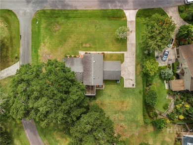 138 Thornhill Dr, Brunswick, GA 31525 - photo 5