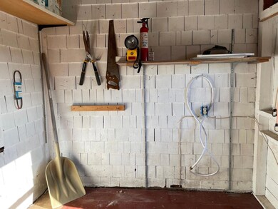 Entrance from Porch to Kitchen