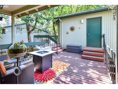 255 Foxtail Dr, Eugene, OR 97405 - photo 3