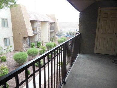5009 Indian River Dr unit 156, Las Vegas, NV 89103 - photo 7