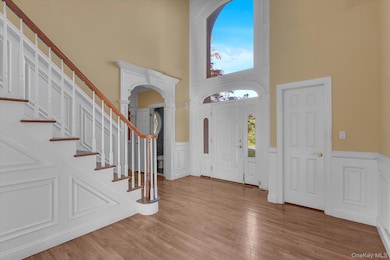 135 Elmwood Dr, Dix Hills, NY 11746 - photo 6