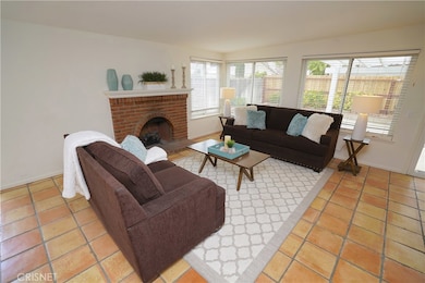 Light and Bright Living Room