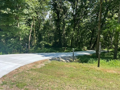 2313 Stephens Rd, Columbia, TN 38401 - photo 3