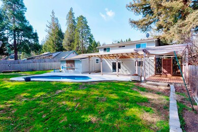 1520 NW B St, Grants Pass, OR 97526 - photo 3