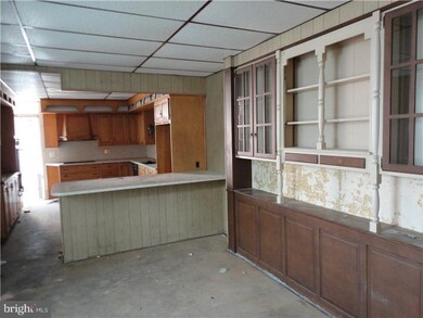 326 Locust St, Reading, PA 19604 - photo 7