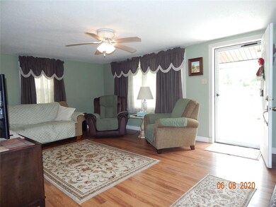 205 E Emily St, Freeburg, IL 62243 - photo 3