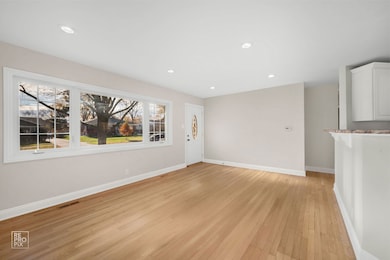 1722 Bonita Ave, Mount Prospect, IL 60056 - photo 5