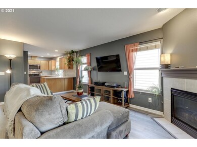 3119 SW Corbeth Ln, Troutdale, OR 97060 - photo 5