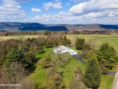 2-web-or-mls-345ColbyRd_02